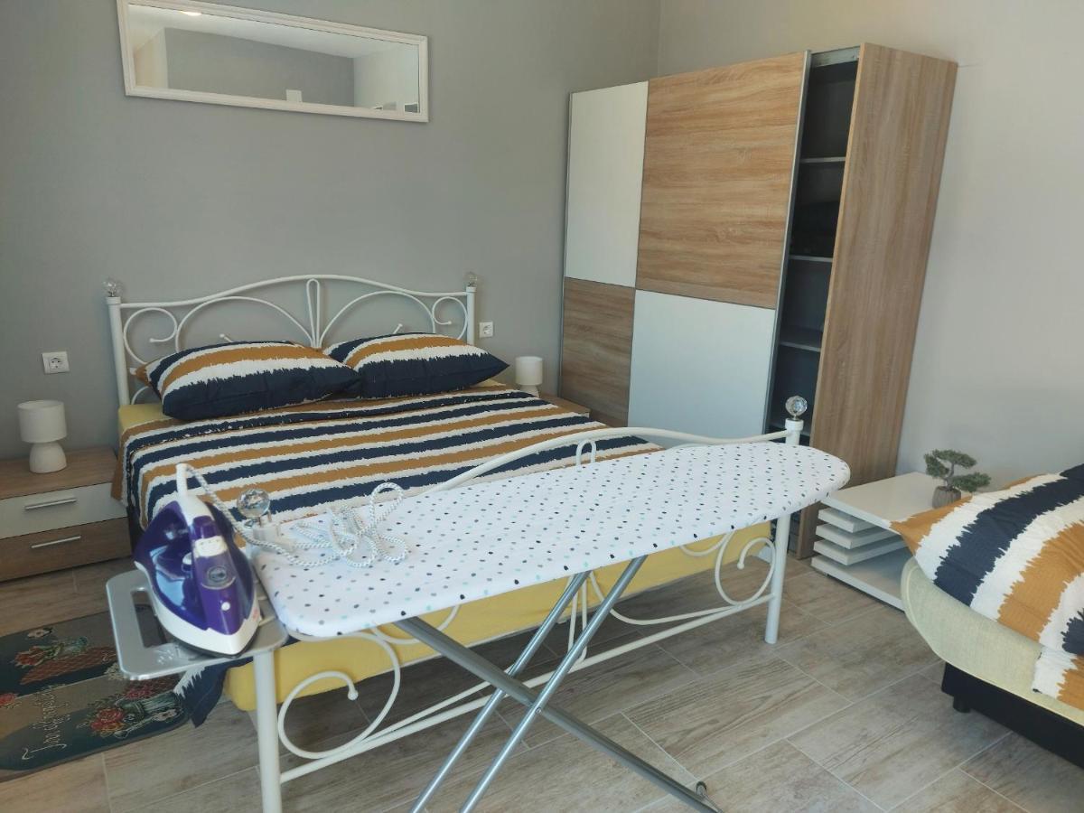 Studio apartman Palmira Ližnjan Exterior foto