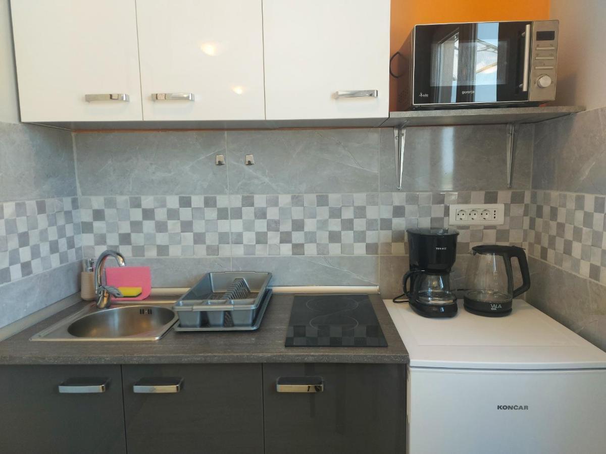 Studio apartman Palmira Ližnjan Exterior foto