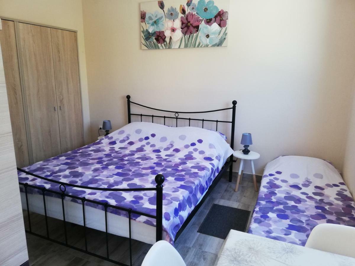 Studio apartman Palmira Ližnjan Exterior foto